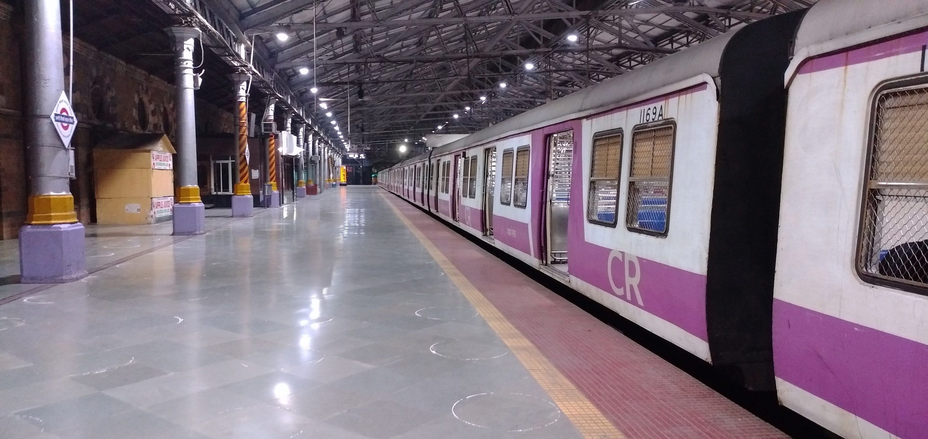 Mumbai local platforms